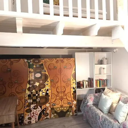 Loft Nel Borgo Antico バーリ